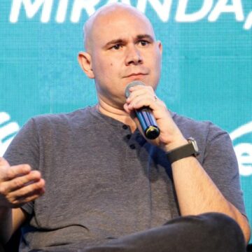 Abilio rebate Valdemar e diz que “problema” de Janaina é ser nora de Wellington