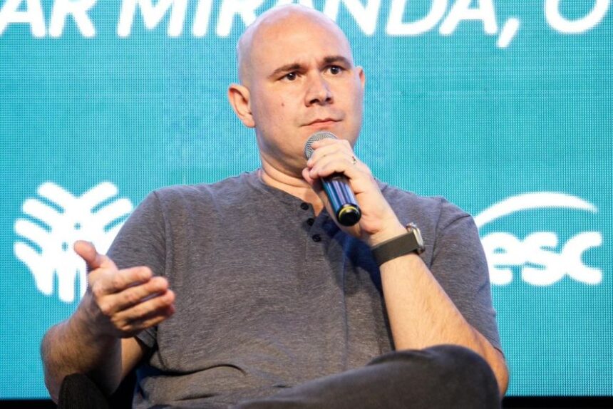 Abilio rebate Valdemar e diz que “problema” de Janaina é ser nora de Wellington