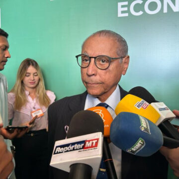 Júlio: PL tem vaidade extrema, não aceitará coligações