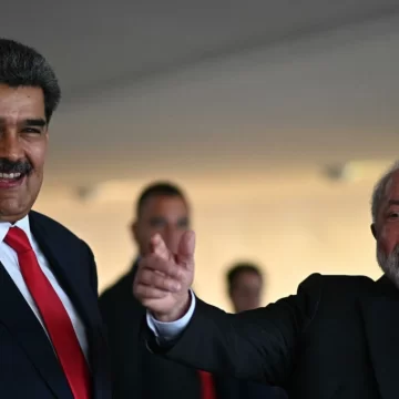 PT critica ofensiva dos EUA e demonstra apoio a Maduro