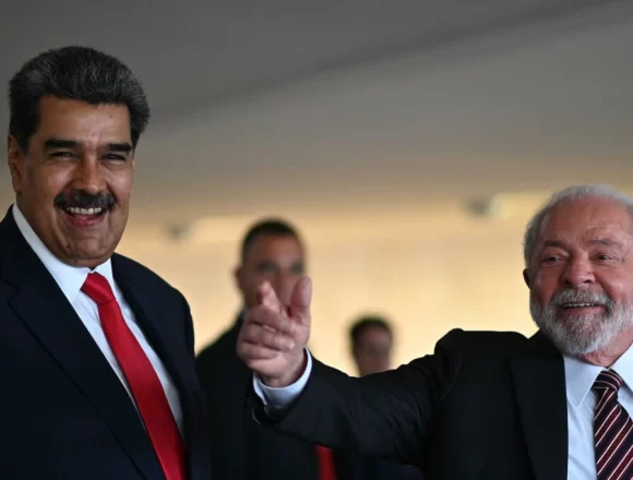 PT critica ofensiva dos EUA e demonstra apoio a Maduro