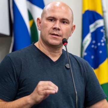 Abilio diz que PL mantém candidatura até definição oficial da sigla