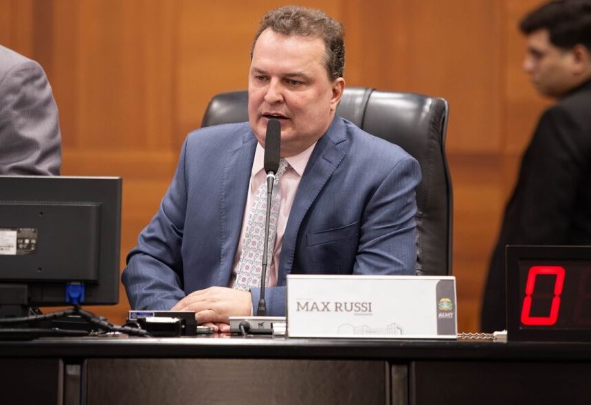 Max Russi denuncia erro em orçamento do Estado e diz que Saúde terá R$ 1,3 bilhão a menos em 2026