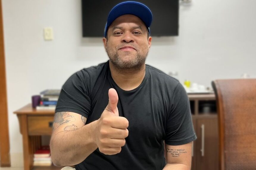 Influencer é internado em hospital e família pede orações; veja