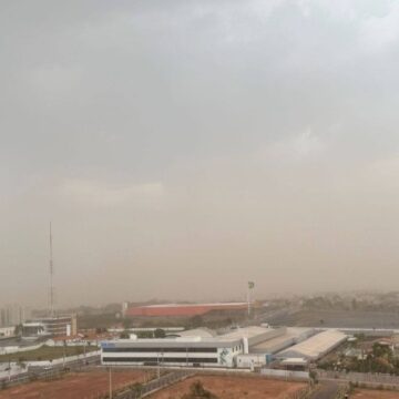 Cuiabá e outras 47 cidades de MT devem ter chuvas intensas com ventos de até 60km/h