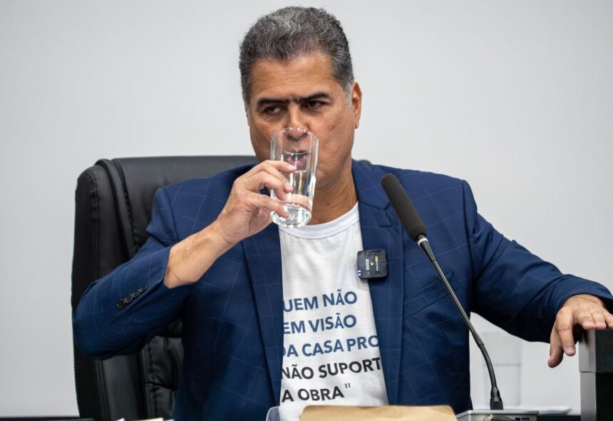 Vereador afirma que Câmara deve reprovar contas de Emanuel Pinheiro mesmo com eventual aprovação do TCE
