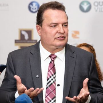 Max Russi diz que apoiará esposa em eventual chapa com Jayme Campos