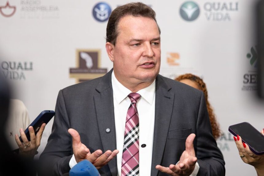 Max Russi diz que apoiará esposa em eventual chapa com Jayme Campos