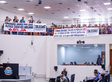 Após polêmica, AL aprova aumento de 6,8% aos servidores do Judiciário de MT