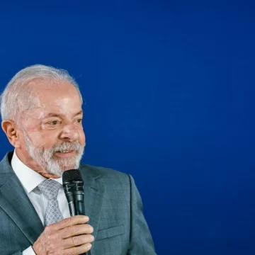 Lula diz que vetará Projeto da Dosimetria ao chegar à Presidência: “Vetarei”