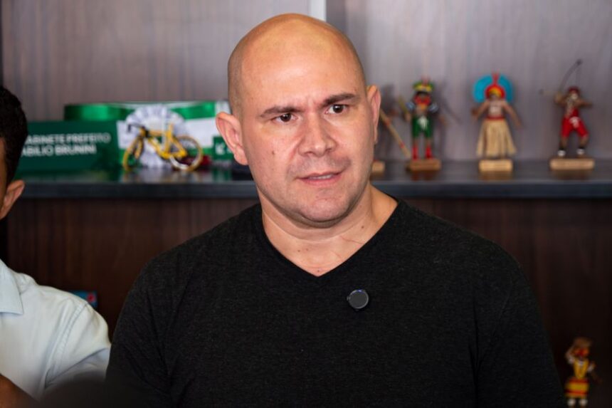 Abilio diz manter diálogo institucional com o Governo Federal, mas nega apoio a Lula