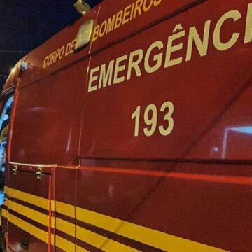 Lancha vira em lago de Chapada, e menino chega sozinho a condomínio pedindo socorro; bombeiros e Marinha fazem buscas