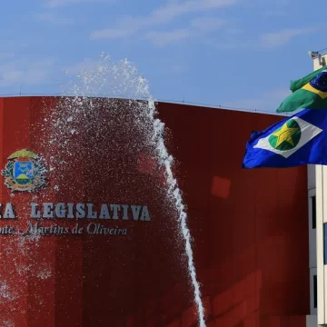 Assembleia mantém veto de Mauro Mendes e rejeita reajuste de 6,8% ao Judiciário