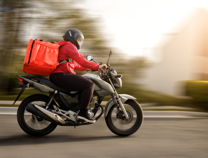Pedir delivery pode ficar mais caro: proposta do governo deve encarecer lanches e refeições
