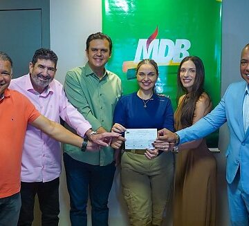 De olho em 2026, vice de Cuiabá abandona partido e se aproxima do MDB