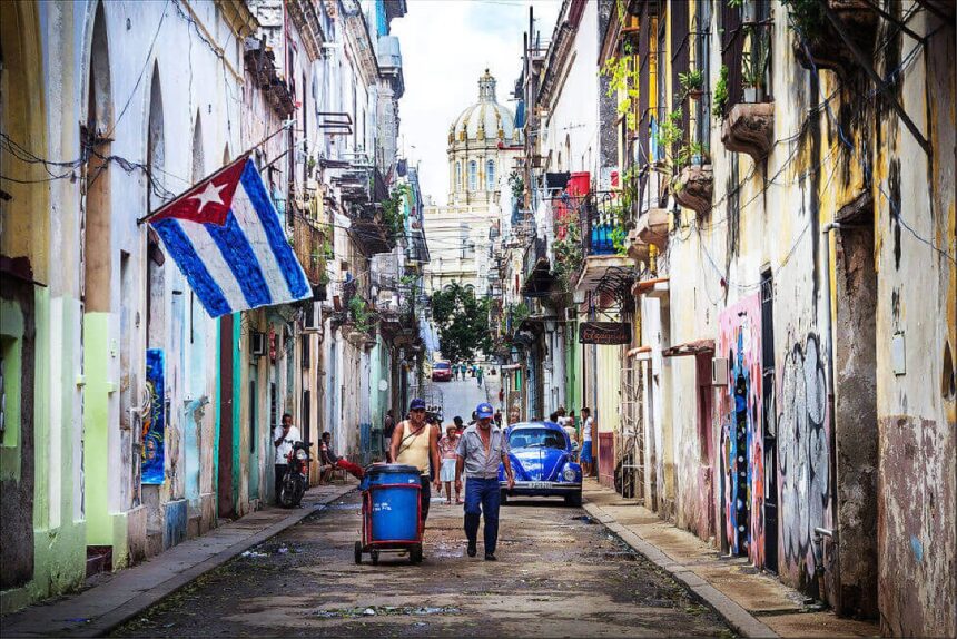 Escassez de Combustível Impacta Drasticamente Cotidiano e Serviços Essenciais em Havana