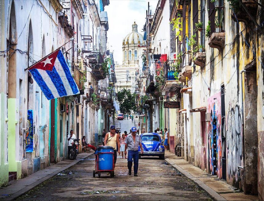 Escassez de Combustível Impacta Drasticamente Cotidiano e Serviços Essenciais em Havana