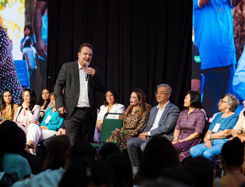 Max Russi participa de evento que celebra o protagonismo feminino no serviço público de MT