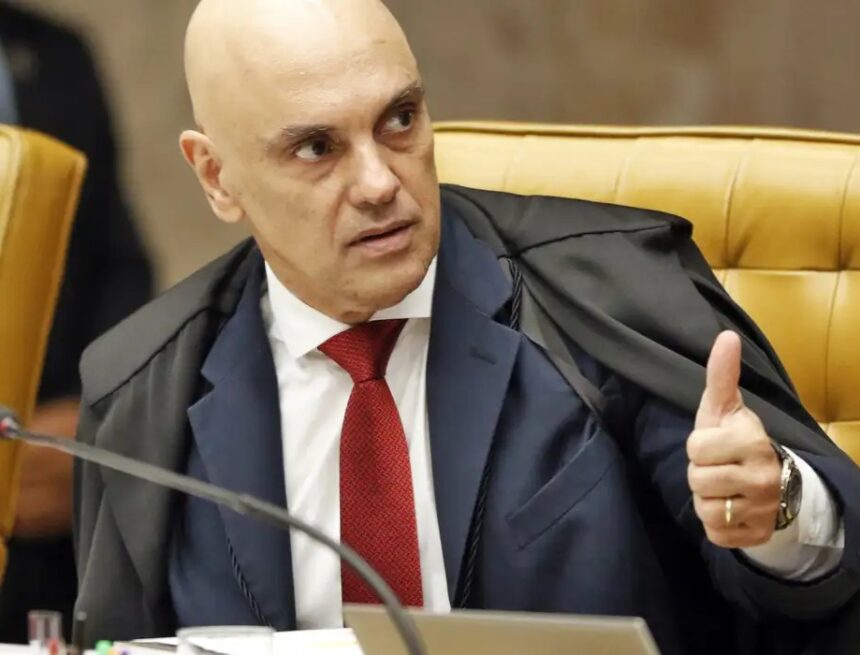 Moraes Lidera Pedidos de Impeachment no STF com 47 Acumulações