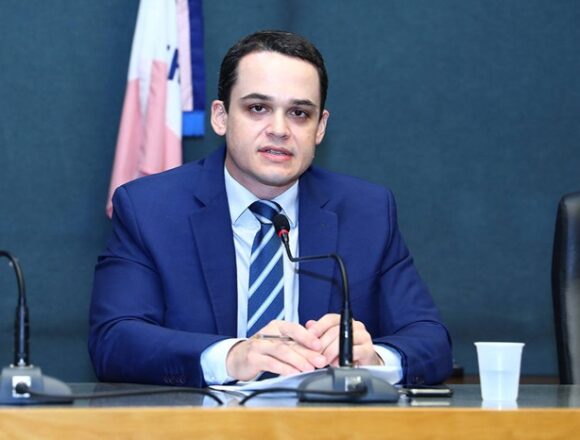 Pazolini Lidera Pesquisa Para Governo do Espírito Santo; Cenários Para o Senado São Apresentados