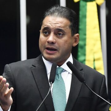 PF: Lobista teria custeado aeronave de senador Weverton Rocha