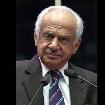 Ex-Senador Pedro Simon Declara Que Brasil Atravessa ‘Página Mais Triste da História’