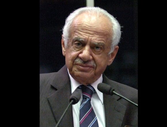 Ex-Senador Pedro Simon Declara Que Brasil Atravessa ‘Página Mais Triste da História’