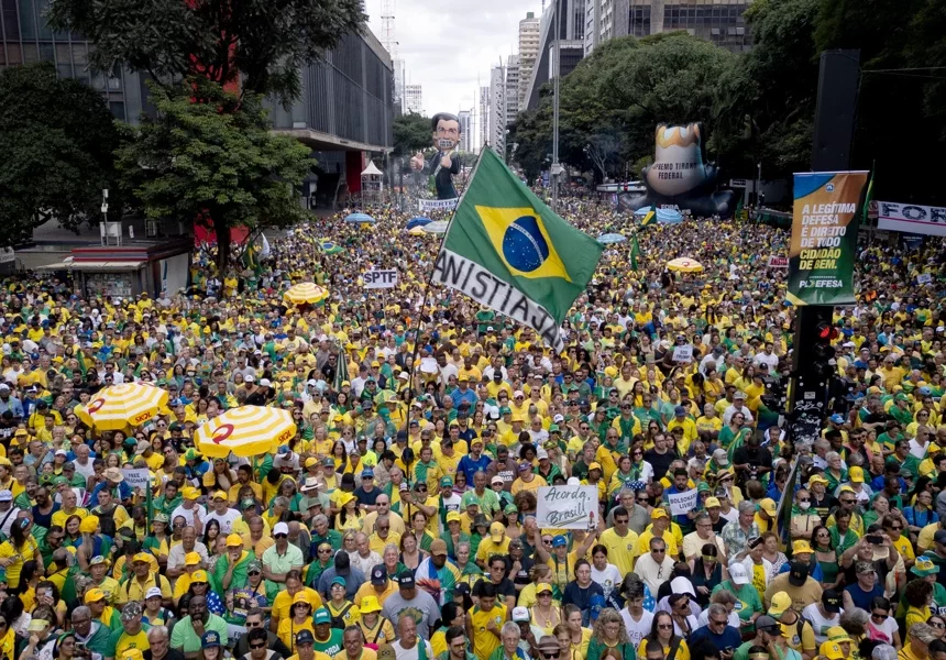 Monitor da USP calcula público de 20,4 mil em manifestação na Avenida Paulista