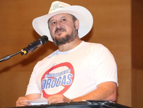 Projeto de Cattani que cria multa para consumo de drogas em locais públicos é aprovado na ALMT