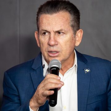 Governador Mendes Sugere Experiência Municipal a Adversários do Governo
