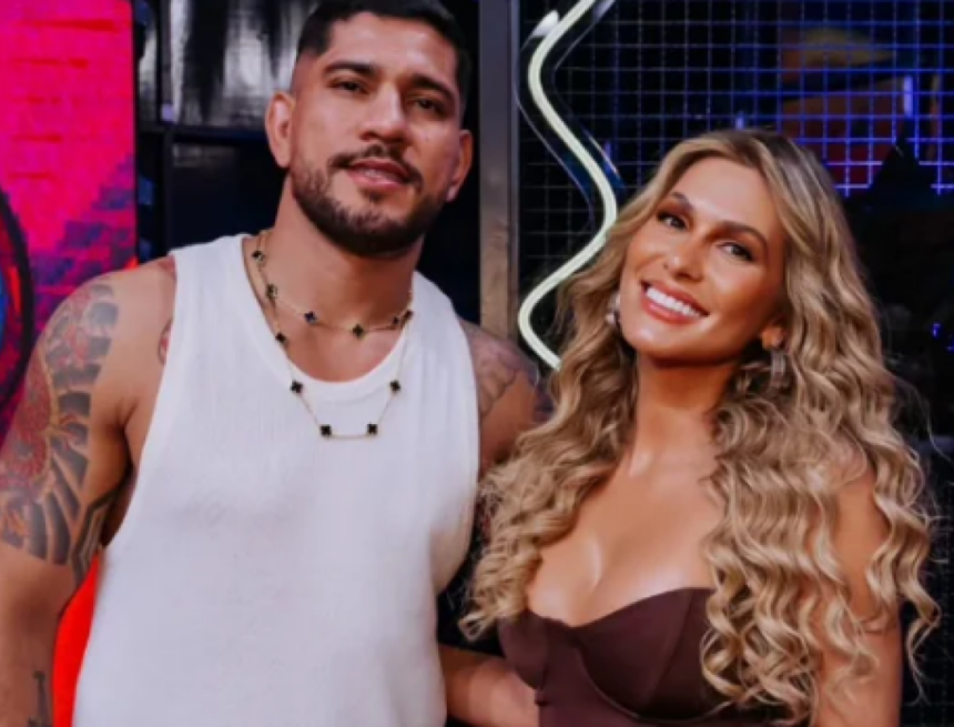 Apresentadora Lívia Andrade e campeão Alex Poatan são flagrados juntos no Rio e em programa de TV
