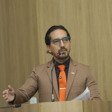 Vereador critica terceirização da merenda escolar em Sinop e chama licitação de “erro grave”