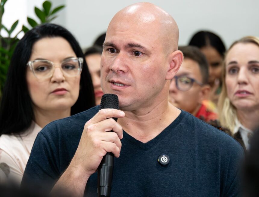 Prefeito de Cuiabá questiona visibilidade de obras federais na cidade