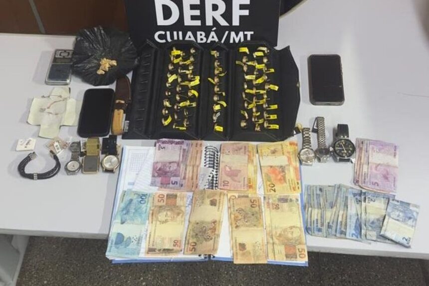 roubo em joalheria --> Utilizamos cookies e tecnologias semelhantes conforme nos