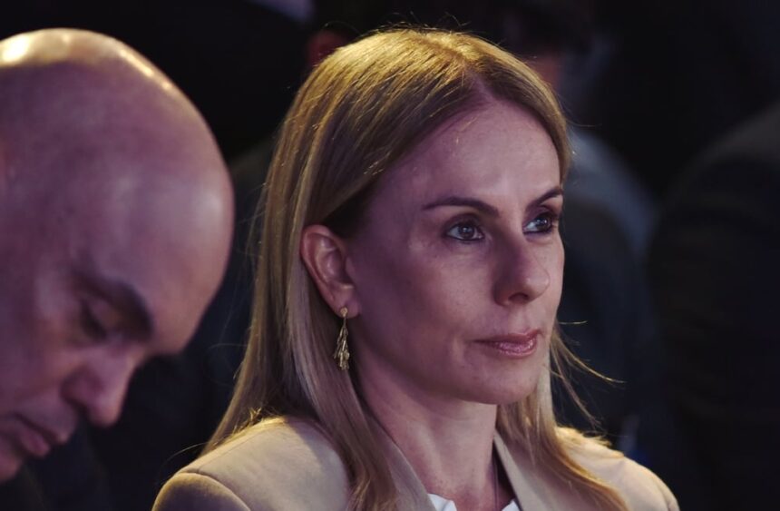Honorários da esposa de ministro do STF em contrato com Banco Master geram questionamentos sobre valores de mercado