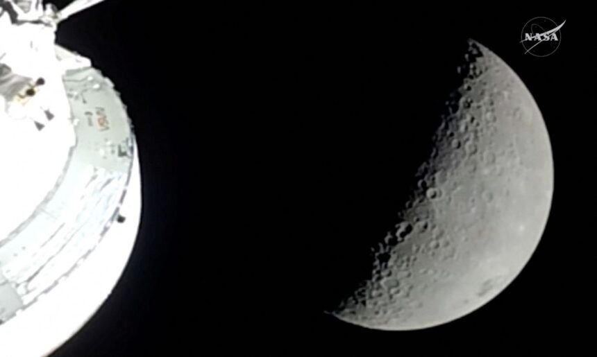 qualquer ser humano, navegando ao longo de uma trajetória de atração gravitacion