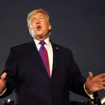 um período de duas semanas". Trump disse que conversou com líderes do Paquistão