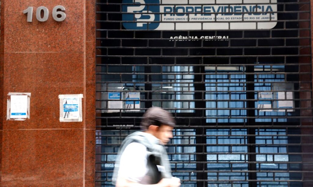 investimentos de risco. Os investimentos ocorreram nos dias 24 e 29 de dezembro