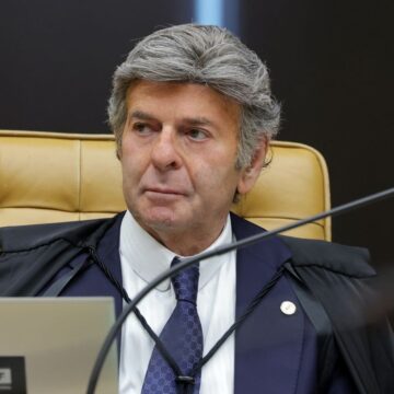 voto indireto, ou seja, pela deliberação dos deputados da Assembleia Legislativa