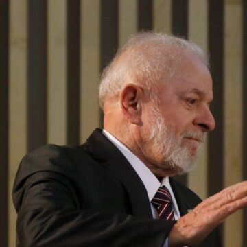 ém, os decretos abrem brecha para censura, sobretudo nas eleições . Reação da op