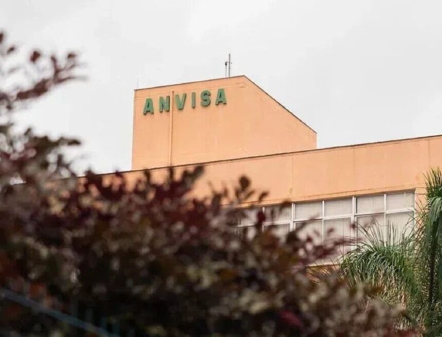 Anvisa suspende medicamentos para câncer e hipertensão por falhas de qualidade