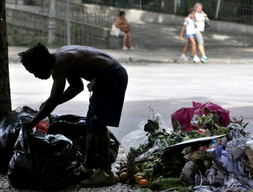 Violência contra população de rua atinge 150 mil casos em uma década no brasil