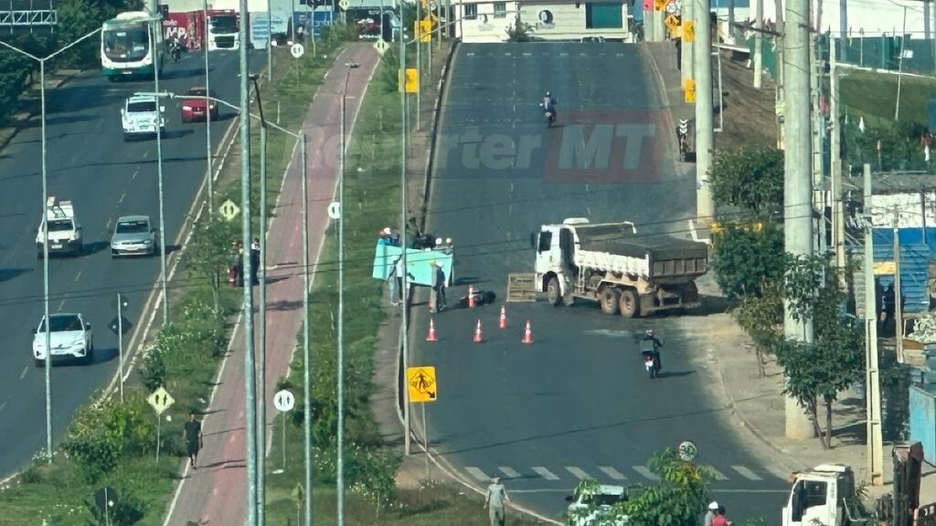 te de materiais. Equipes de resgate foram acionadas para prestar atendimento &ag