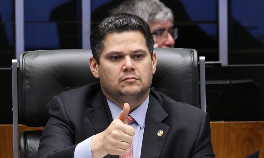 Presidente do Senado defende debate aprofundado sobre PEC da jornada de trabalho © Lula Marques/Agência Brasil.