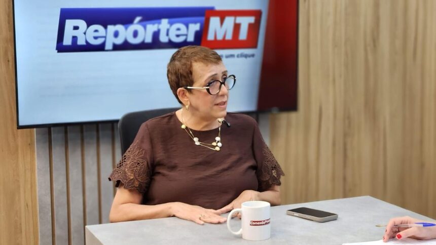 Denise esclareceu uma das principais dúvidas que têm gerado confusão entre os empresários: a necessidade de manter um psicólogo de forma fixa no quadro de funcionários