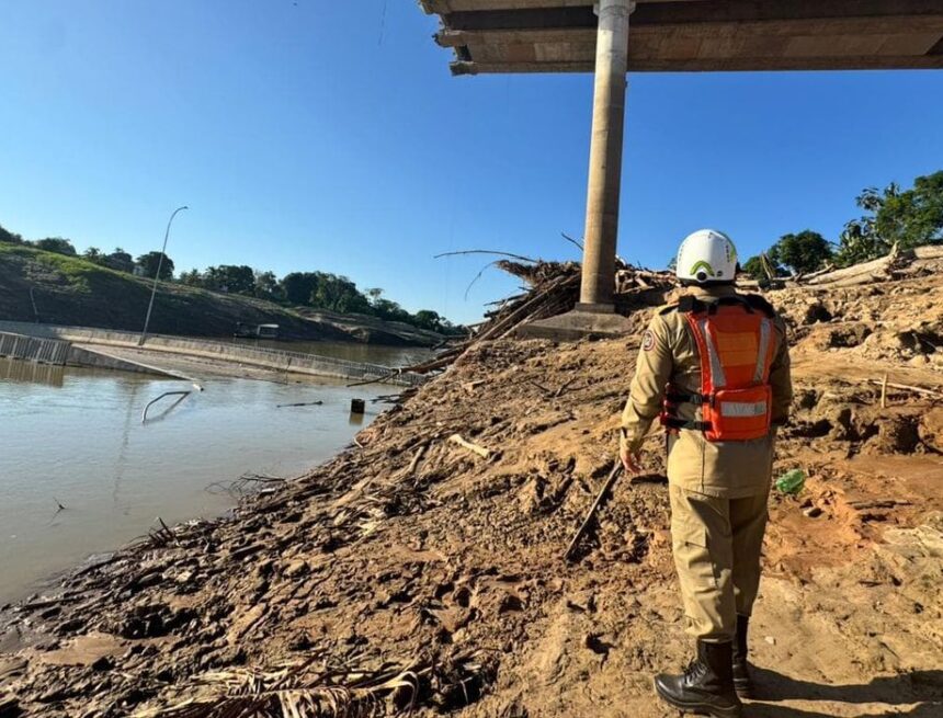 Queda de ponte de R$ 36 milhões em Sena Madureira deixa quatro feridos e gera investigação