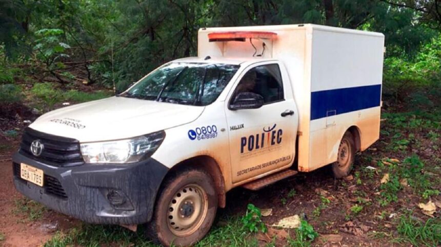 Autoridades investigam morte de casal encontrado em área de garimpo Casal foi encontrado morto nesse sábado na região do Garimpo Juruena