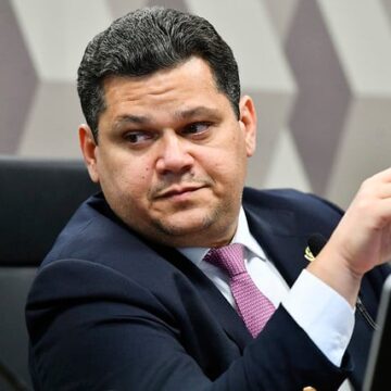 Alcolumbre articula debate sobre PEC da 6x1 no Senado Federal Foto: Geraldo Magela/Agência Senado