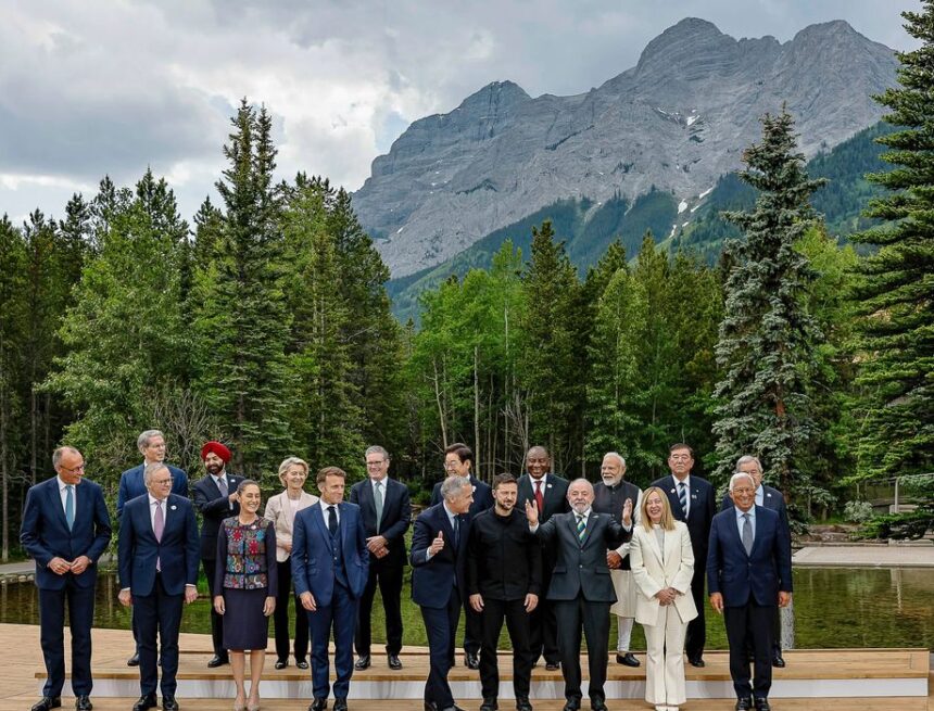 Lula leva pauta de reforma global e desenvolvimento à cúpula do G7 na França
