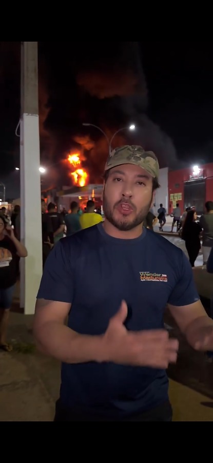 Incêndio em Várzea Grande: vereador aponta possível queima de arquivo na Secretaria de Educação Incêndio destruiu parte de prédio anexo da Secretaria de Educação, onde, segundo vereador, estavam armazenados uniformes escolares e livros.